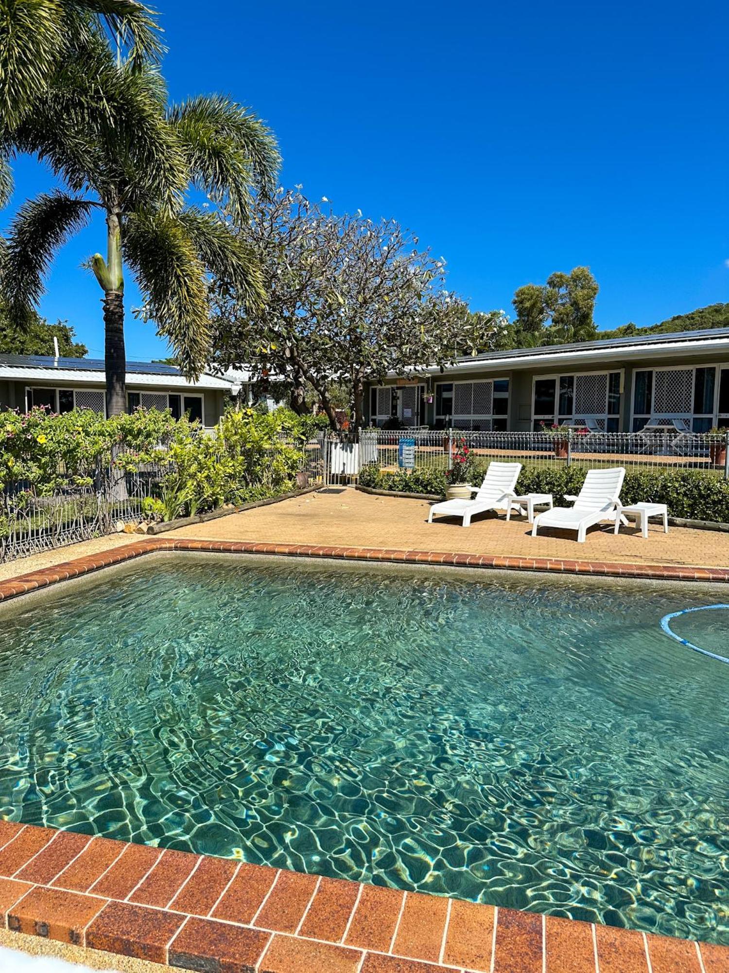 Ocean View Motel Bowen Exterior foto